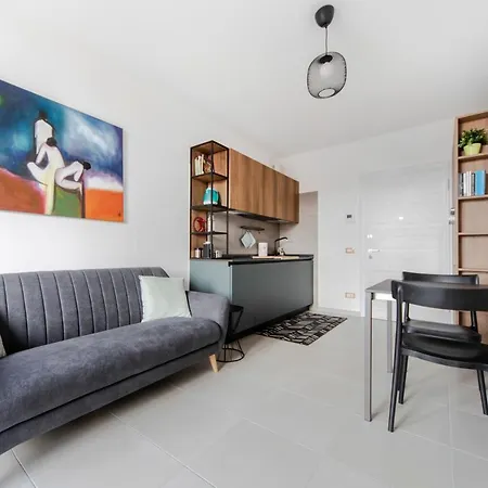 Apartment Realkasa Pool & Parking Flat